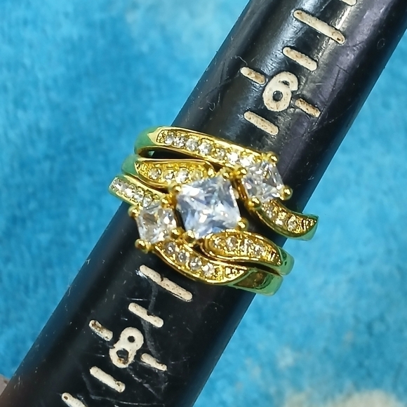 Goldtone wedding engagement 3 ring set cubic zirconia size 7 - Picture 2 of 5